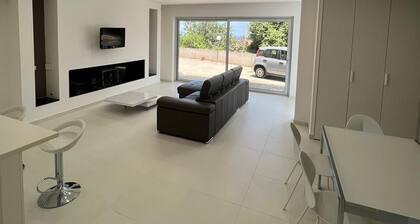 Elegant and very modern small apartment for couples including in-room pool!