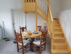 House | Dining