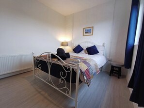 3 Schlafzimmer, Bügeleisen/Bügelbrett, kostenloses WLAN, Bettwäsche