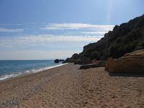 Apartment | Beach - Beautiful 2 Bedroom Apartment in Skala Sleeps 5 (Kefalonia)