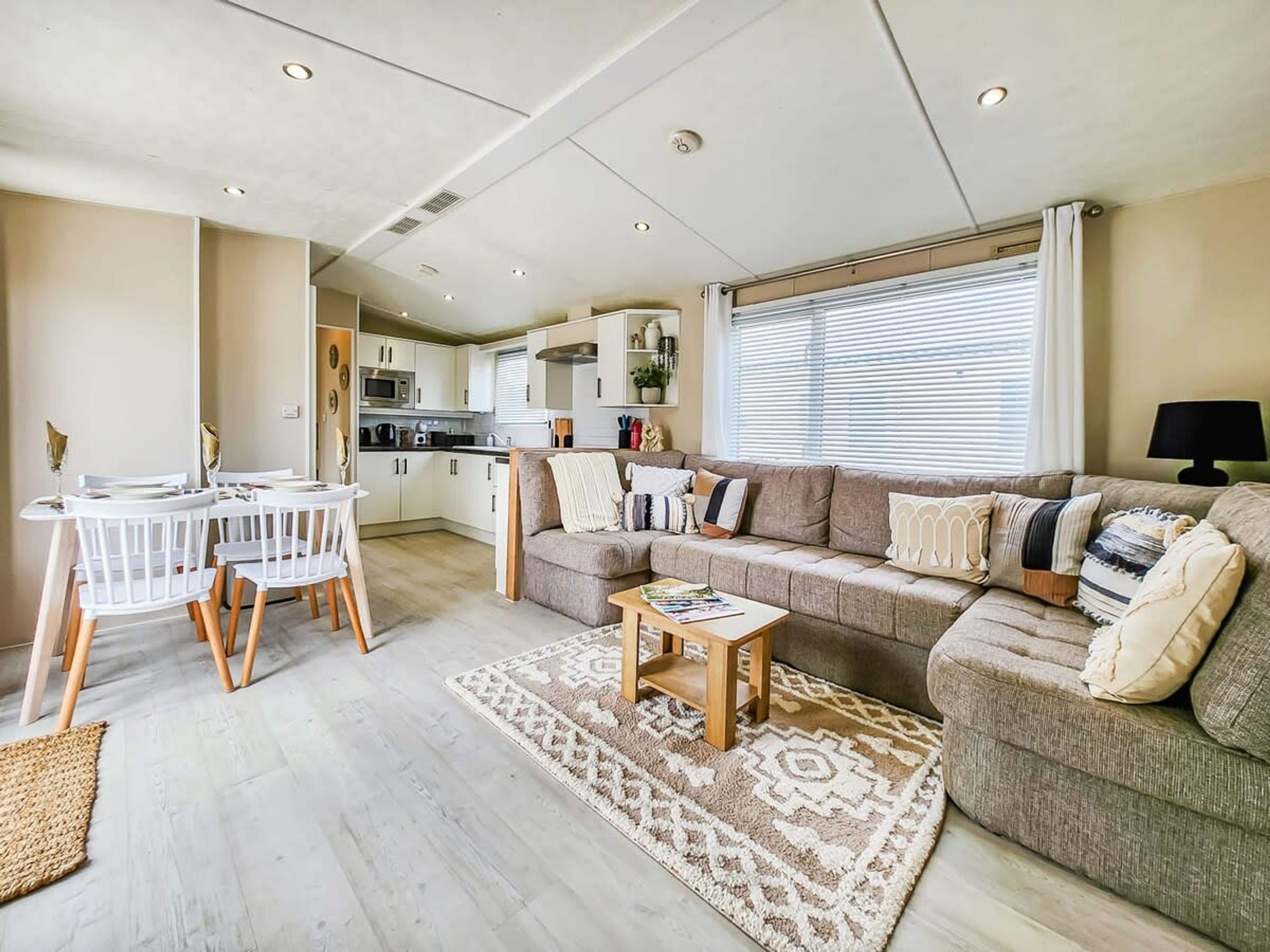 House | 2 bilik tidur, Internet 