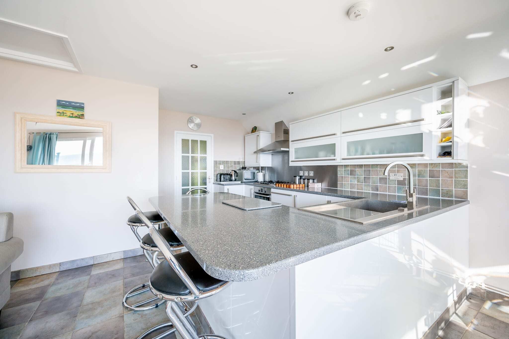 Studio | 3 bedrooms, Internet