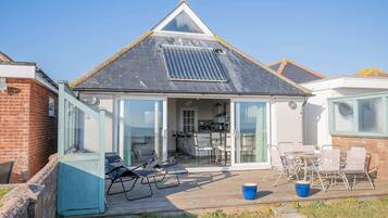 Studio | 3 bedrooms, Internet