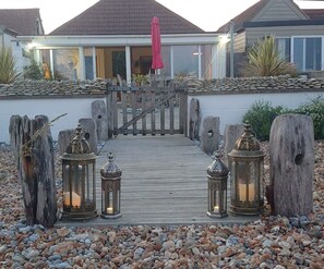 Studio | 2 bedrooms, desk, Internet - Ocean Front Beach House With Direct Beach Access (Pevensey)