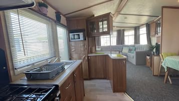 House | 2 bilik tidur, Internet