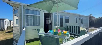 27 ทาวเวอร์วิวที่ฮอลิเดย์พาร์คชายหาดที่พีฟเนสี