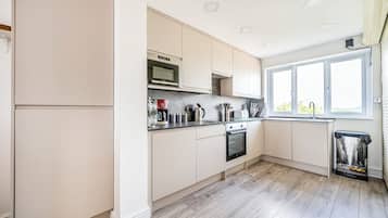 Maison | 5 chambres, bureau, Internet