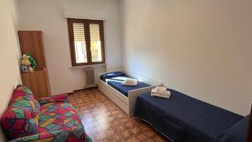 2 bedrooms, bed sheets