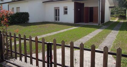 Holiday home mit Klimaanlage und Garten
