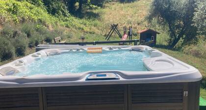 Old Casale in a Huge Country Side in Peace and Relax, Between Umbria and Tuscany