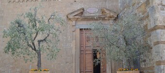 Old Casale in a Huge Country Side in Peace and Relax, Between Umbria and Tuscany