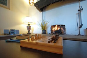 Interior - Old casale in a huge country side in peace and relax, between Umbria and Tuscany (Moiano- Città della Pieve)