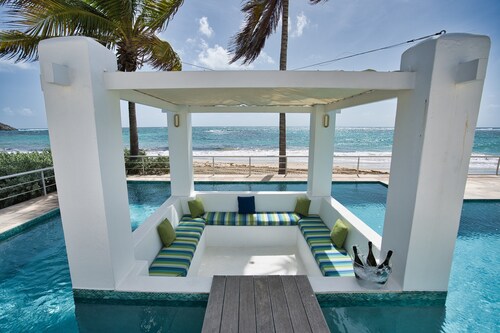 Oceanfront 5-Stars Starfish Villa, Dawn Beach, Private Pool, Secured, Concierge