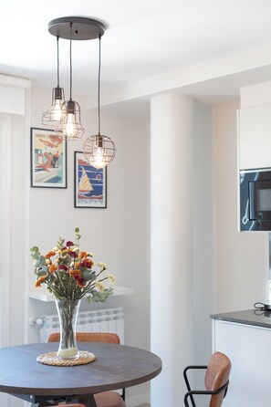 Dining - Salakobeta - baskeyrentals (Lasarte-Oria)