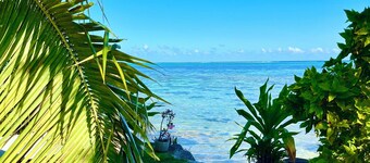 Breathtaking Sunsets: Cozy Bungalow on the Lagoon, private getaway