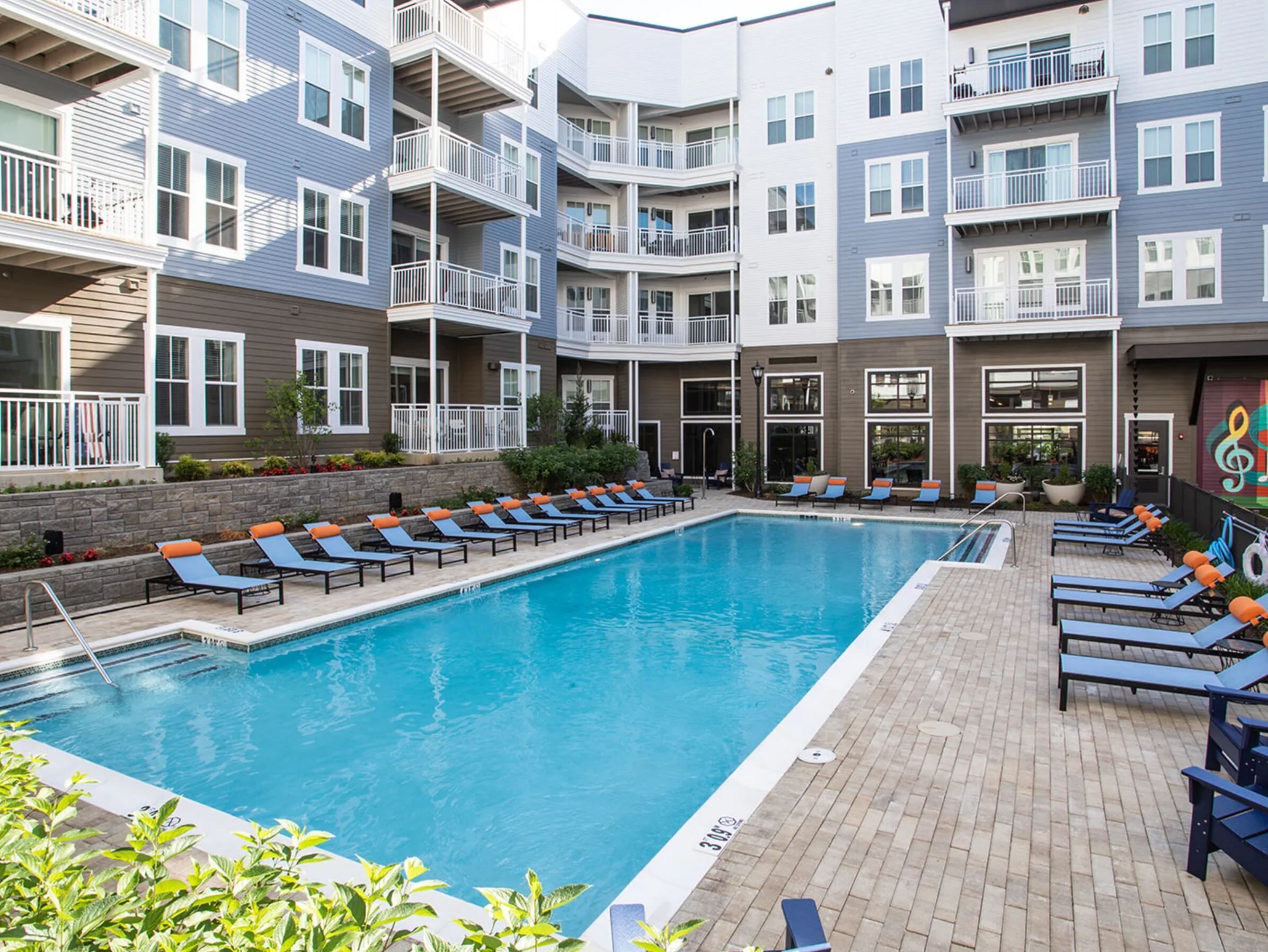 The Lyric 185 - Norton Commons