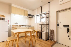 Basic Quadruple Room | Private kitchen