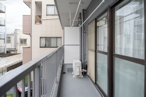 Basic Quadruple Room | Lanai