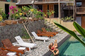 Outdoor pool - Tree House Lodge (Nusa Dua)