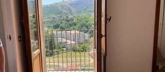 Appartamento con vista su porto turistico