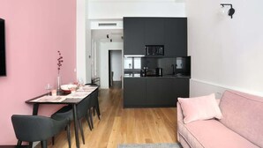 Smart TV, offices - Charming apartment Louvre Museum / Concorde (Paris)
