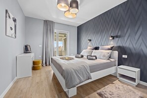 4 Schlafzimmer, Bügeleisen/Bügelbrett, WLAN, Bettwäsche