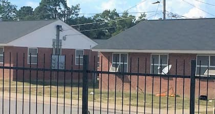 Magnolia Acres Apartments