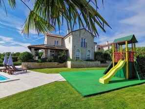 Children’s area - Family Villa Blum in Dobrinj (Dobrinj)