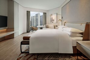 Down comforters, minibar, in-room safe, desk - Sheraton Taizhou (Taizhou)