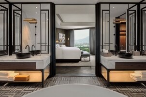 Down comforters, minibar, in-room safe, desk