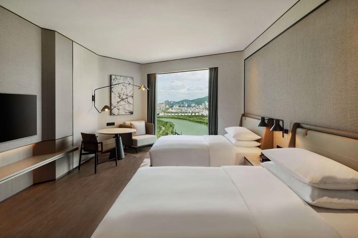 Deluxe Room, 2 Double Beds, River View | Down comforters, minibar, in-room safe, desk