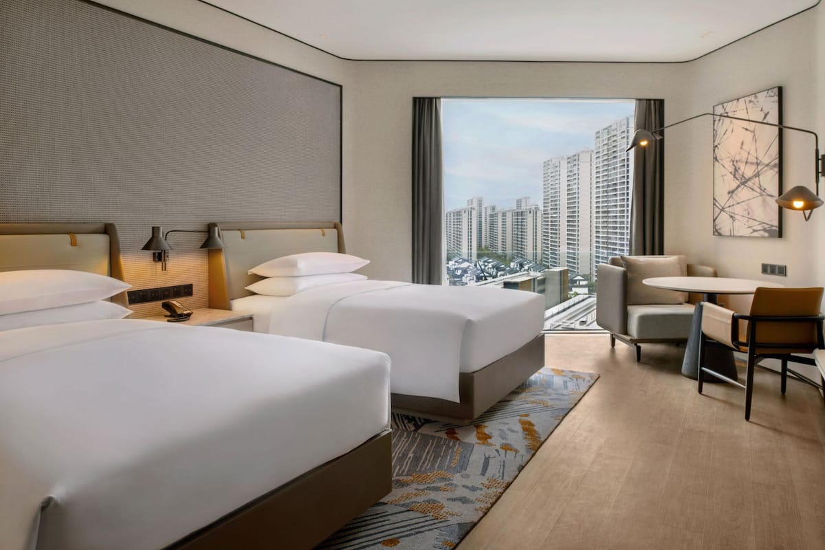 Down comforters, minibar, in-room safe, desk