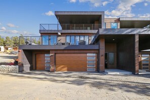 Townhome, 4 Bedrooms | Exterior