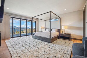 Townhome, 4 Bedrooms | 4 bedrooms, free WiFi