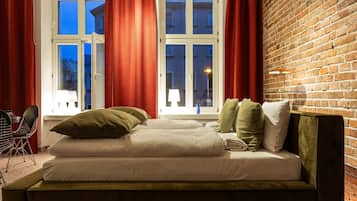 Design Studio Suite | Iron/ironing board, free WiFi, bed sheets