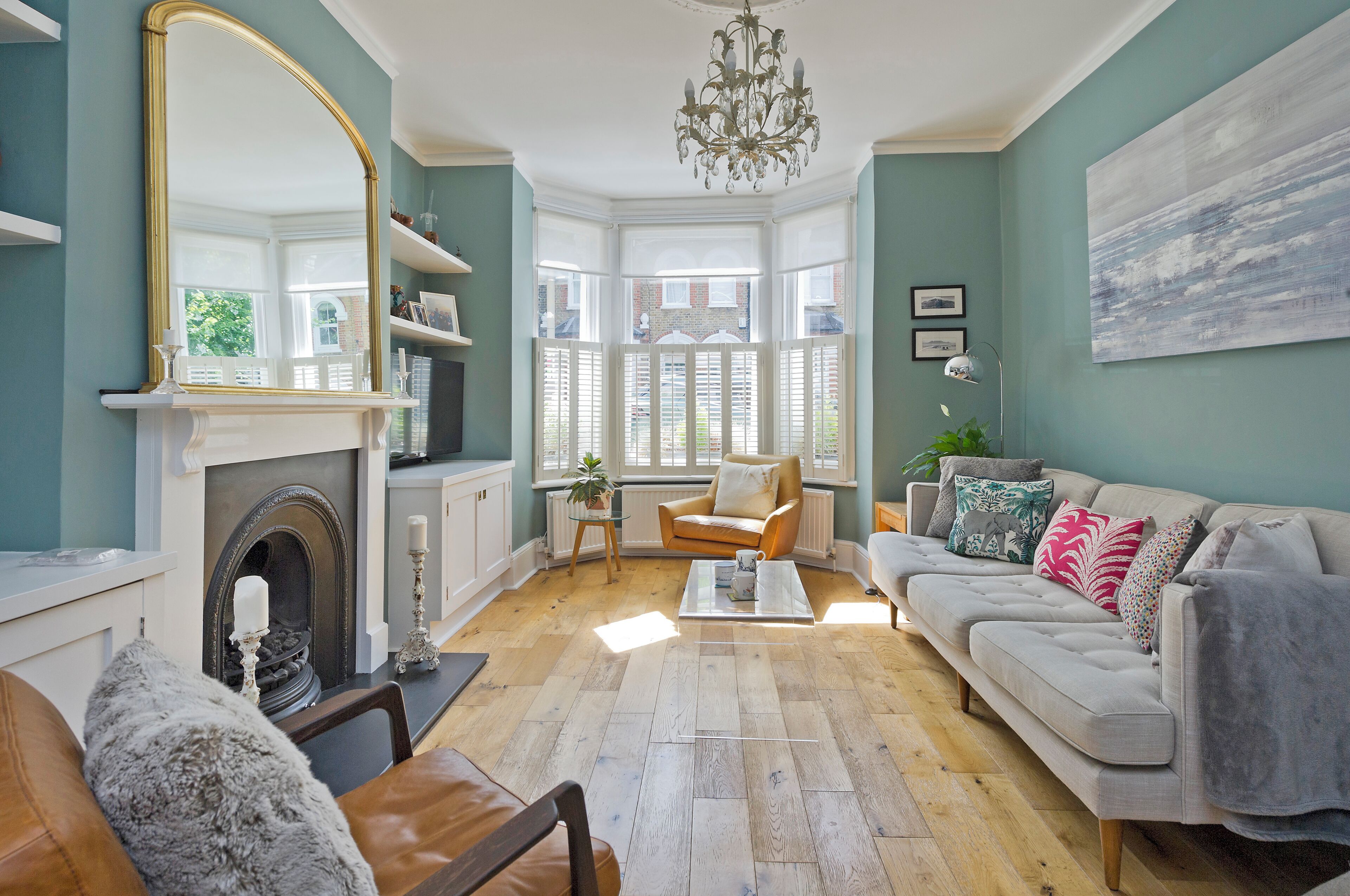 House (4 Bedrooms) | Living area | TV, toys