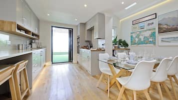 House (4 Bedrooms) | Private kitchen