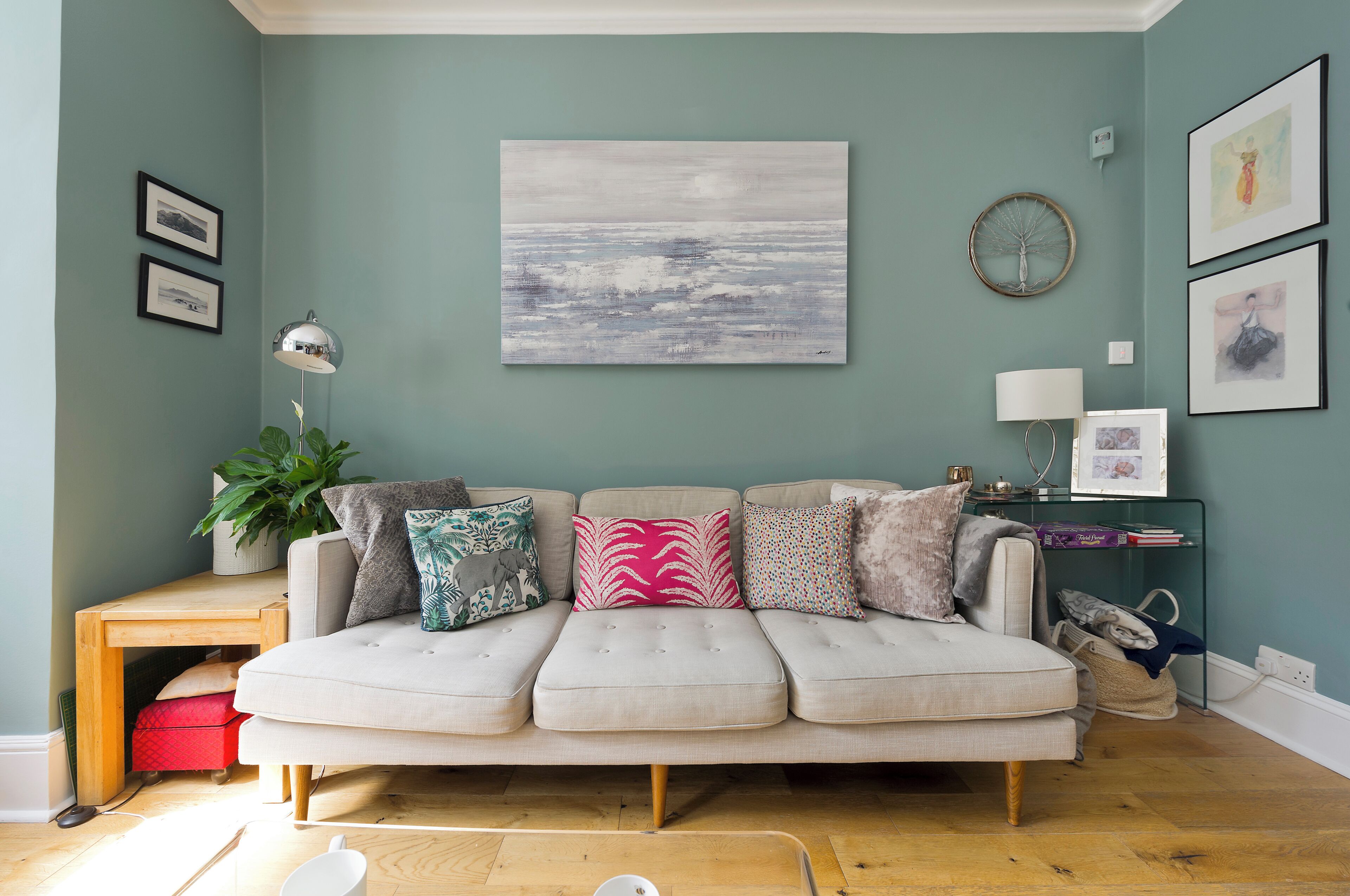 House (4 Bedrooms) | Living area | TV, toys