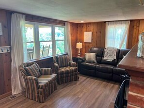 Fireplace, DVD player