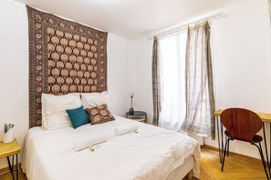 2 habitaciones, tabla de planchar con plancha y wifi gratis 