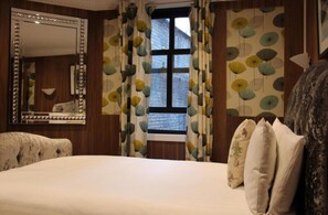 2 bedrooms, iron/ironing board, free WiFi, bed sheets - Cheshire Hotel Central London (London)