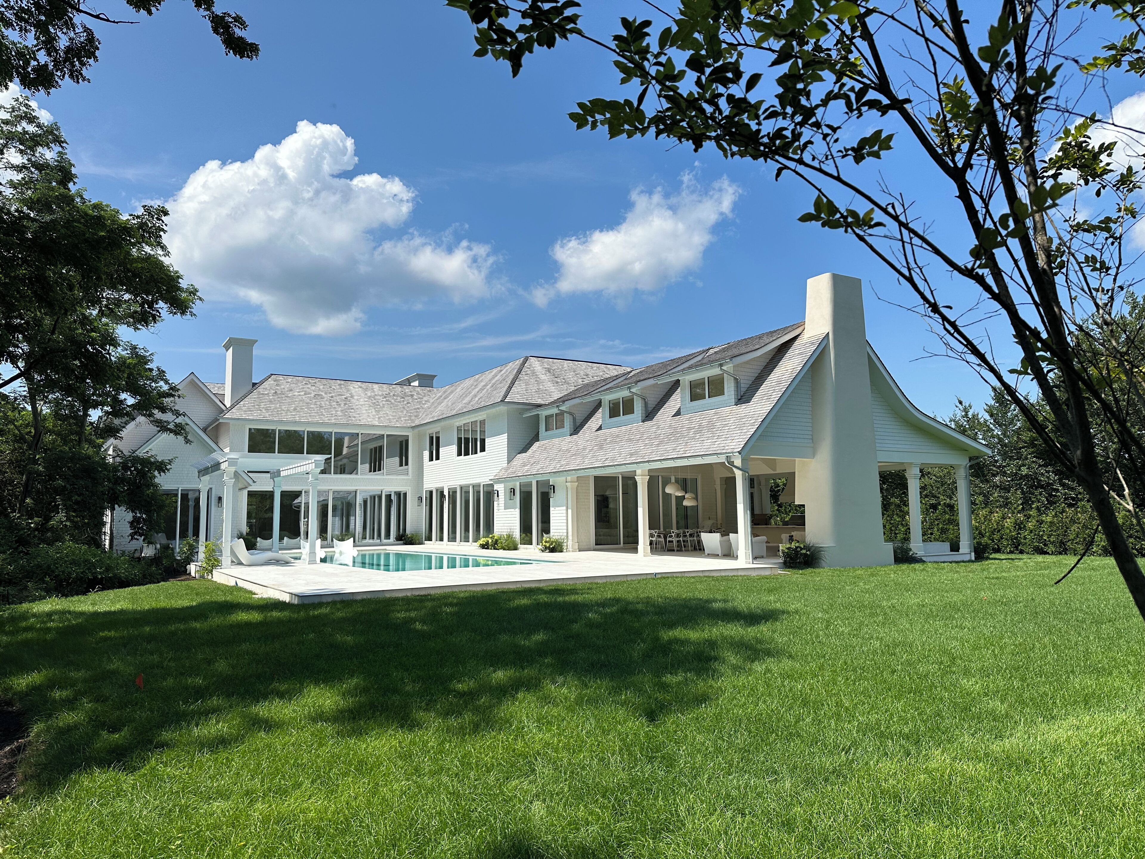 9 Bedroom Water Mill Estate