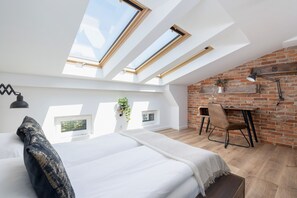 Studio, Kitchen | Bed sheets