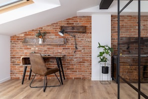 Studio, Kitchen | Bed sheets