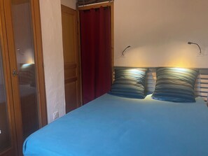 2 bedrooms, desk, iron/ironing board, travel crib - Beautiful apartment with magnificent views, 200 m from the ski lifts! (Champagny-en-Vanoise)