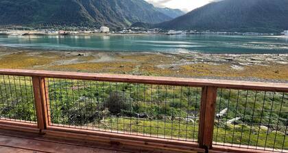 Humble Halibut - Juneau Ocean Front Retreat Douglas Island - Juneau, Alaska