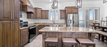 New Hillside Home overlooking Santa Cruz River Valley in Rio Rico near Tubac