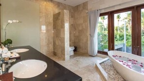 Bathroom - 2BR Private Villa Near to Finn Club Canggu #family (Kuta Utara)