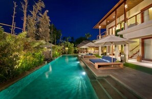Pool - Comfort Luxury 3BR Family Villa 200M Walk to Beach (Bali)
