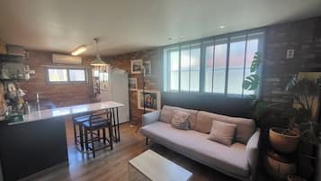 TV, computer monitors